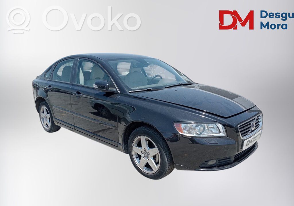 S40 S40, V40