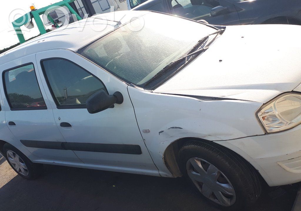 Logan Pick-Up Logan  8200792584