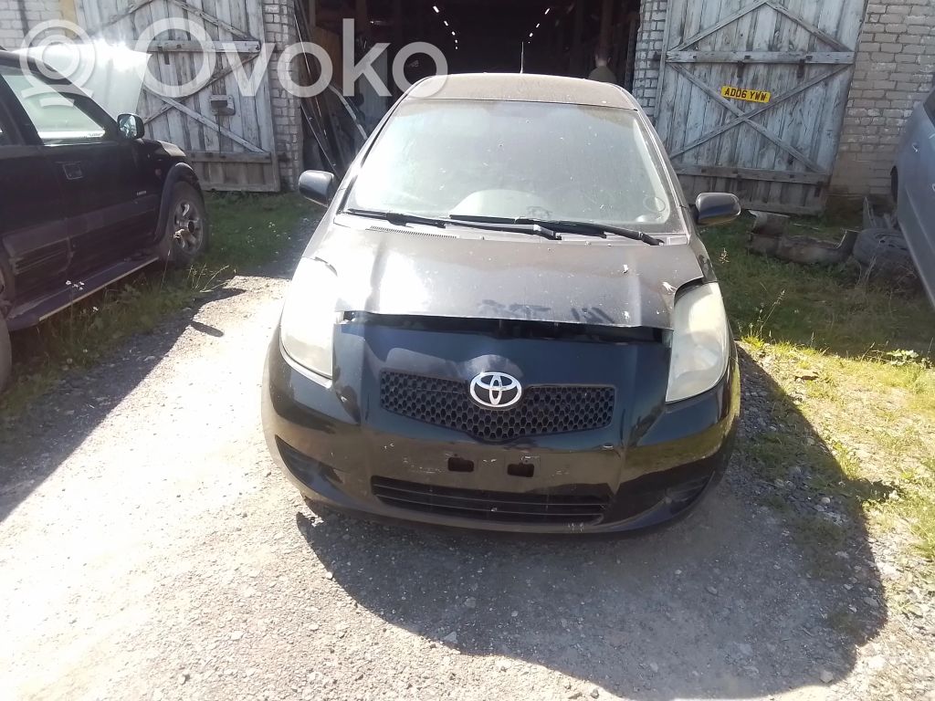 Yaris Yaris