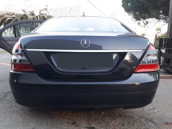 S W221 S-class, AMG (W126, W140, W220, W221, W222)