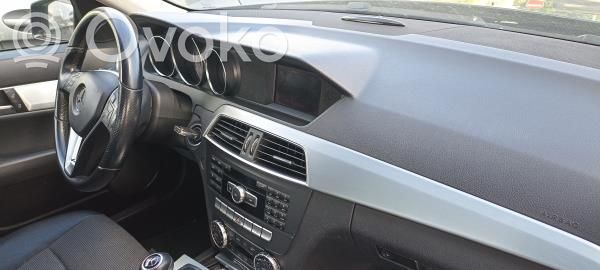C W204 C-class, AMG (W202, W203, W204, W205, W206)