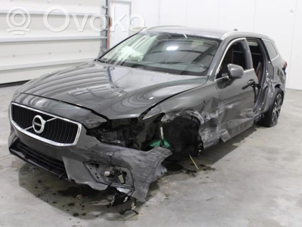 V60 V60, V60 Cross Country  32214774