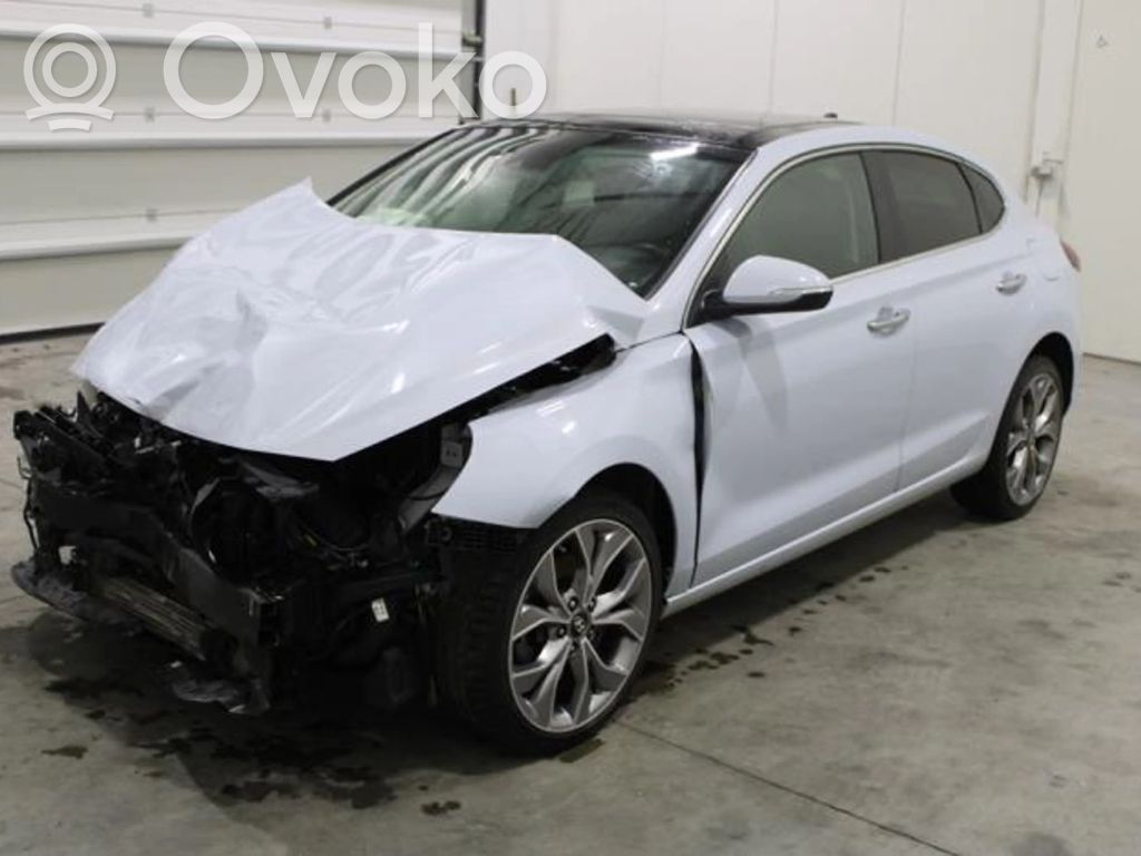 i30 fastback i30  09149G4100