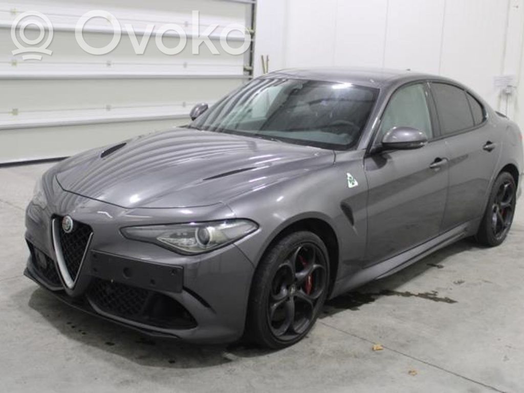 Giulia Giulia  1561323200