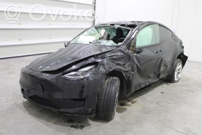 Model Y Tesla Model Y  149295100C