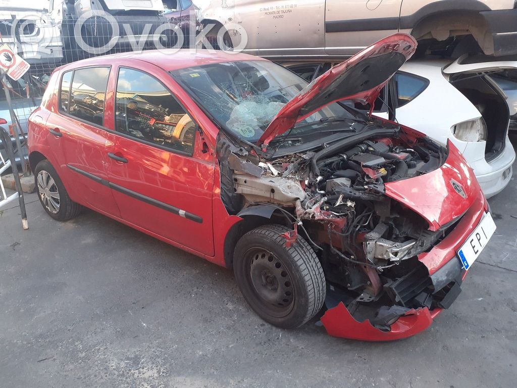 Clio III Clio  8201054128