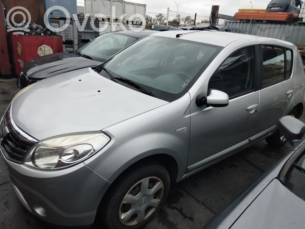Sandero Sandero, Sandero Stepway