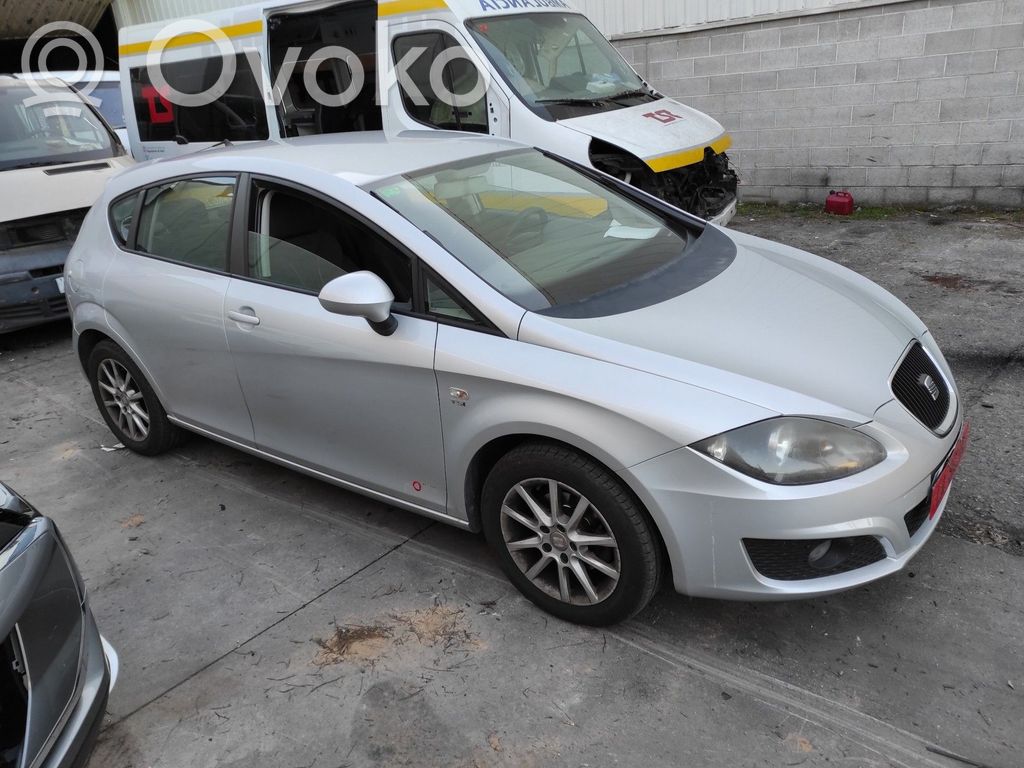 Leon (1M) Leon  4B0953503F