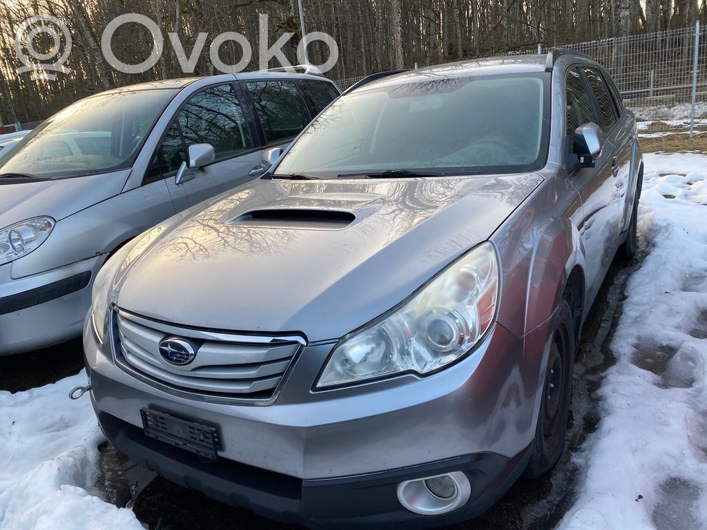 Outback Outback  98221AJ030