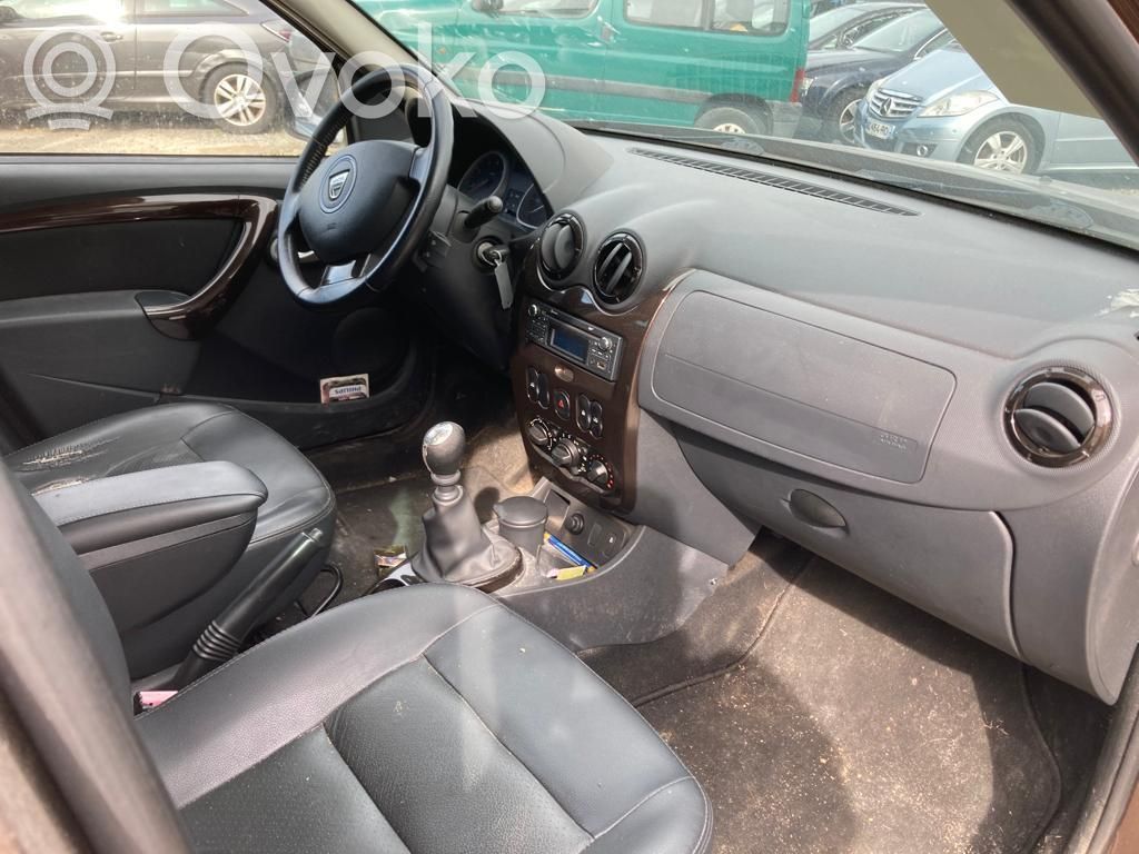 Duster Duster  8201385569