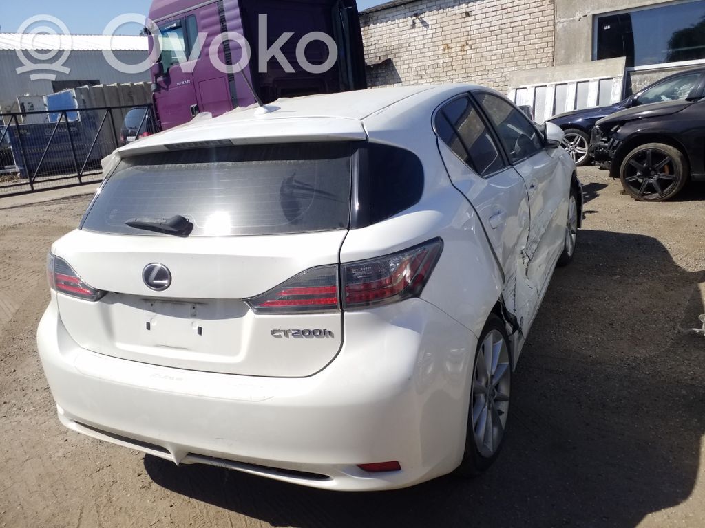 CT 200H CT  18A703