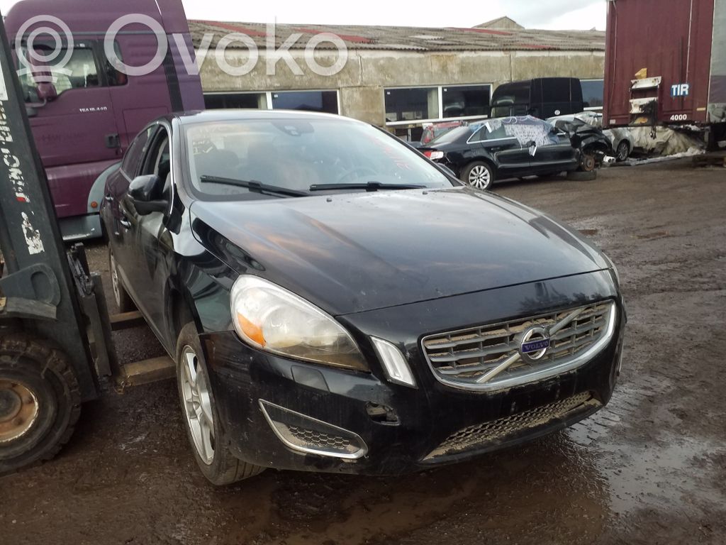 S60 S60  31387310