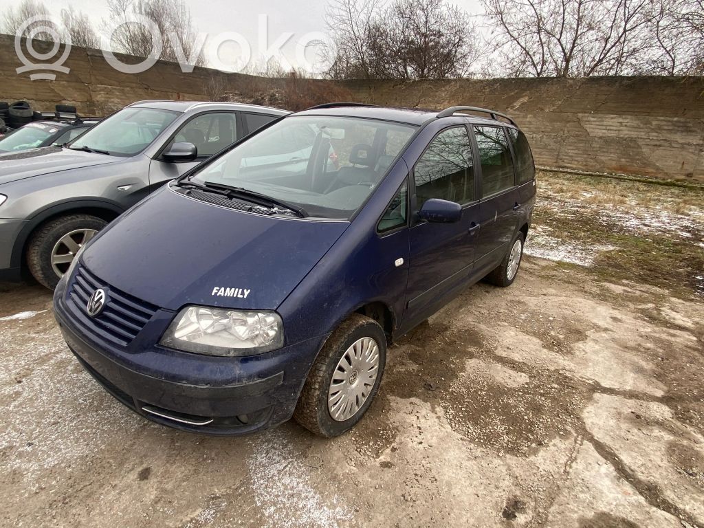 Sharan Sharan  7M3422372