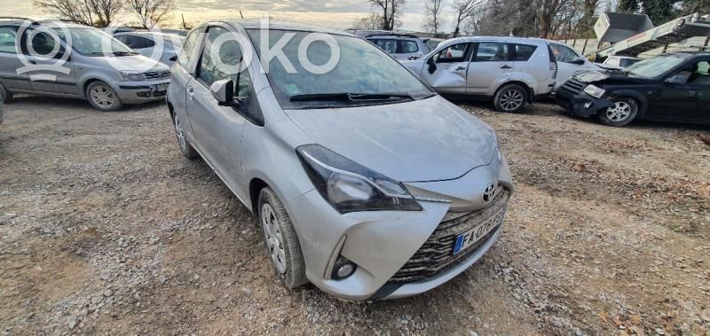 Yaris Yaris  897600D060