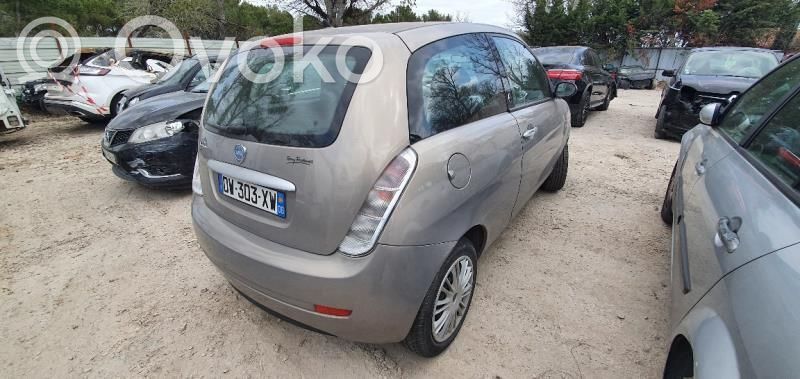 Ypsilon Ypsilon  735407871