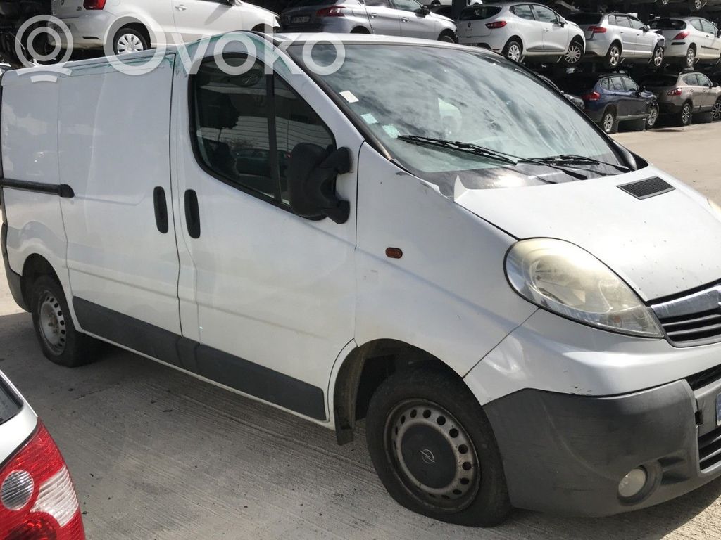 Vivaro Vivaro  93857705