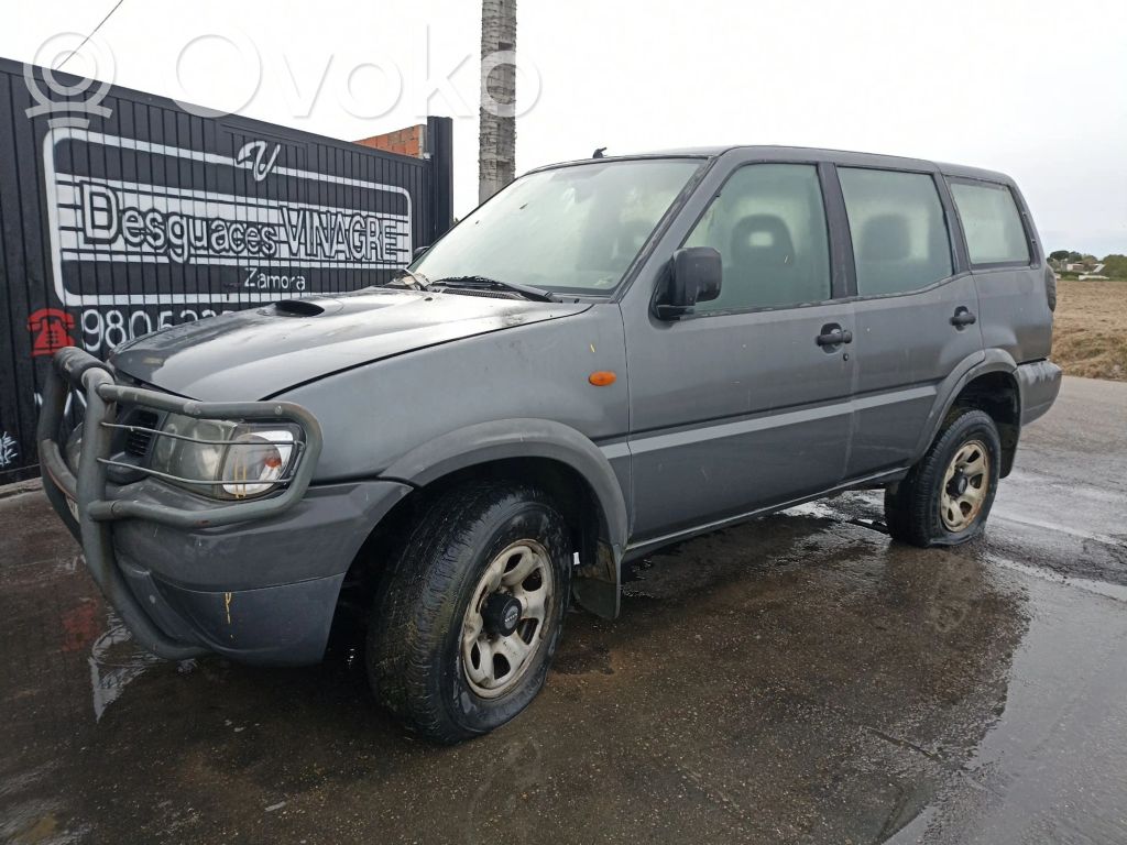 Terrano Terrano  801007F031