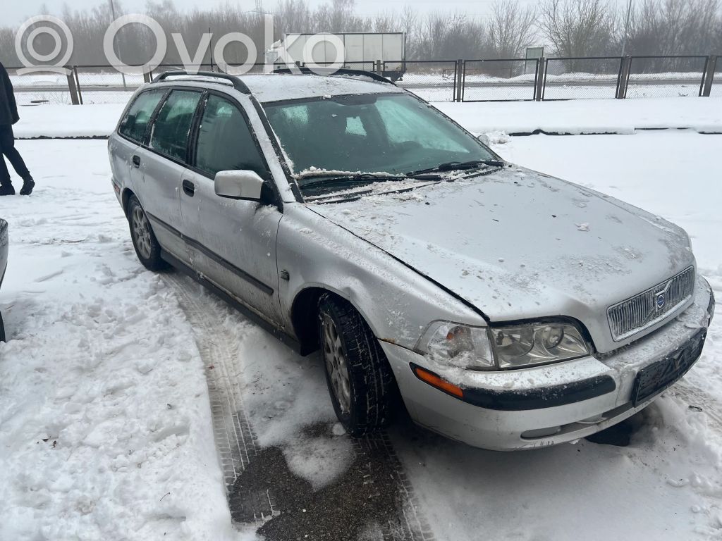 S40, V40 S40, V40
