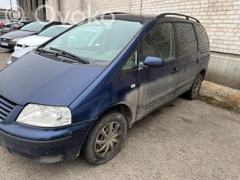 Sharan Sharan  7M3199555