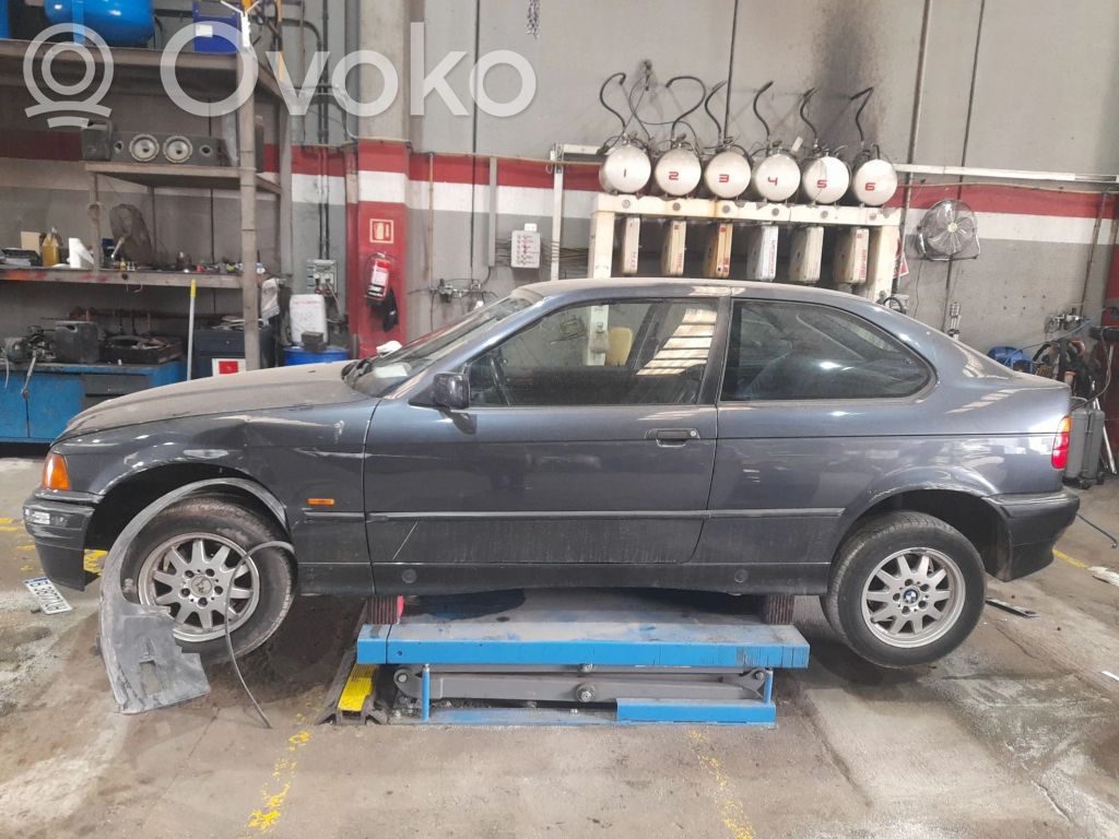 3 E36 Series 3  8201784