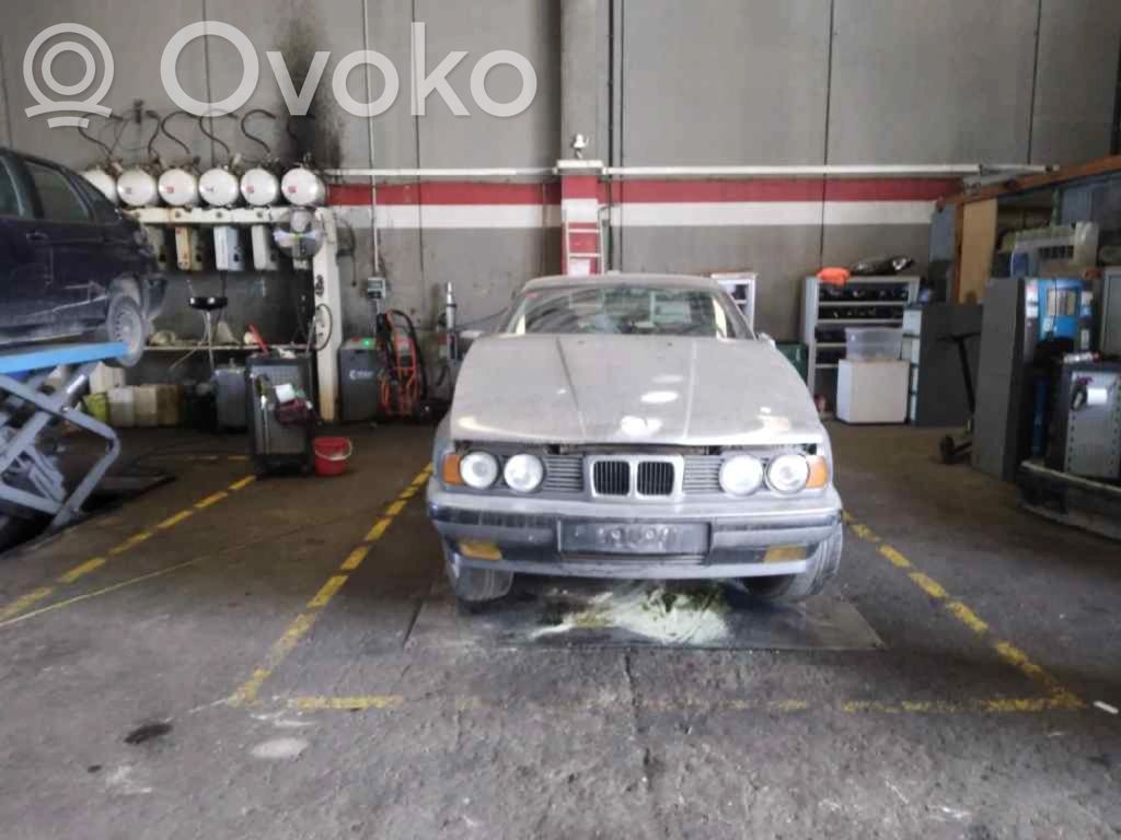 5 E34 Series 5  1384009L