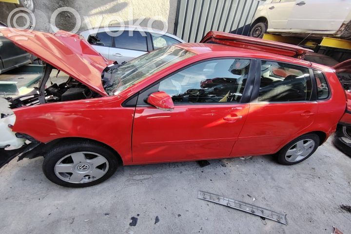 Polo IV 9N3 Polo  6Q0820803D