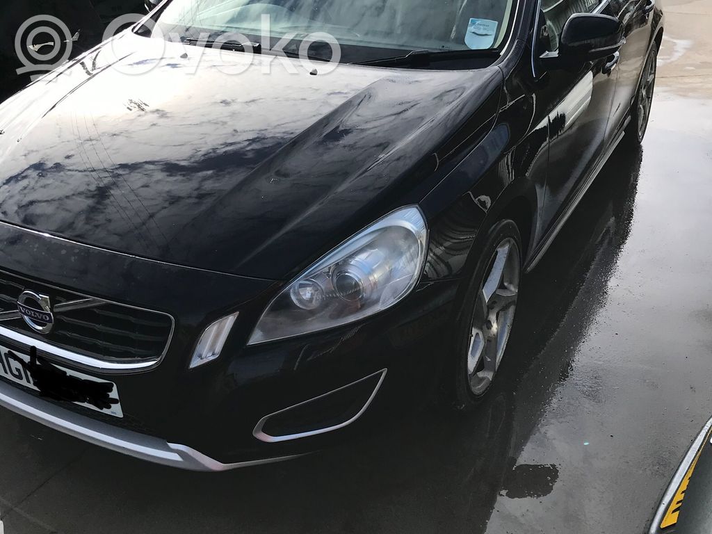 S60 S60  31327066