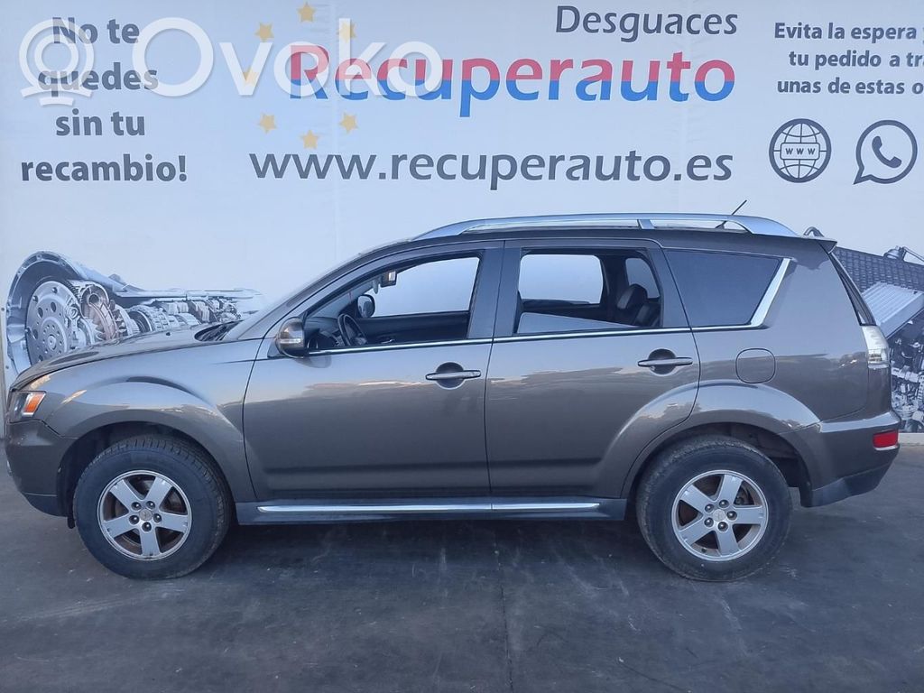 Outlander Outlander  1810A143