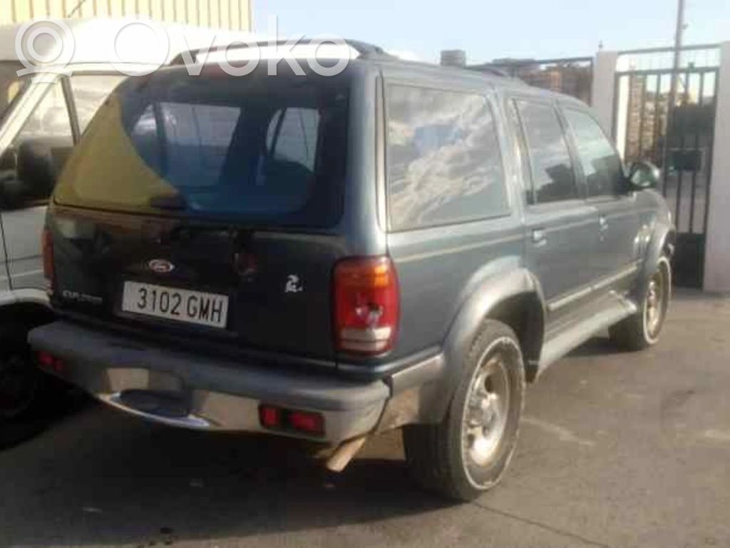 Explorer Explorer