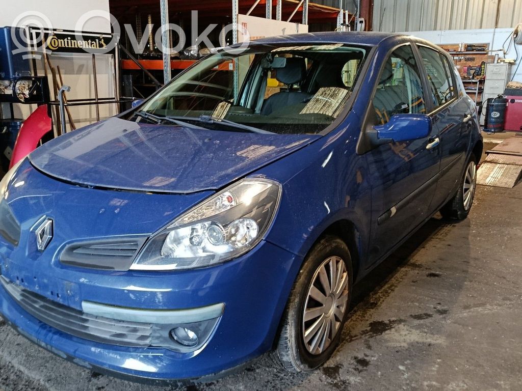 Clio III Clio  8200683948