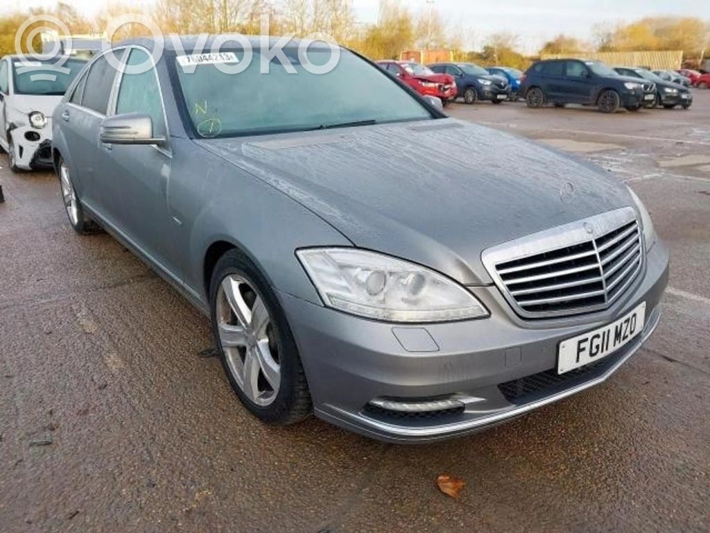 S W221 S-class, AMG (W126, W140, W220, W221, W222)  A2218312446