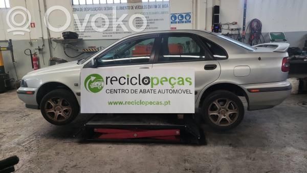 S40, V40 S40, V40