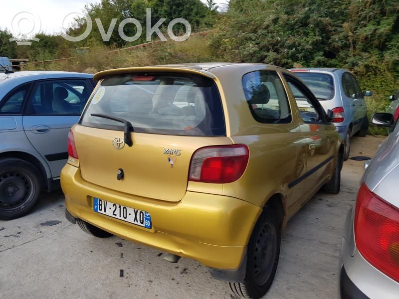 Yaris Yaris  2810023030