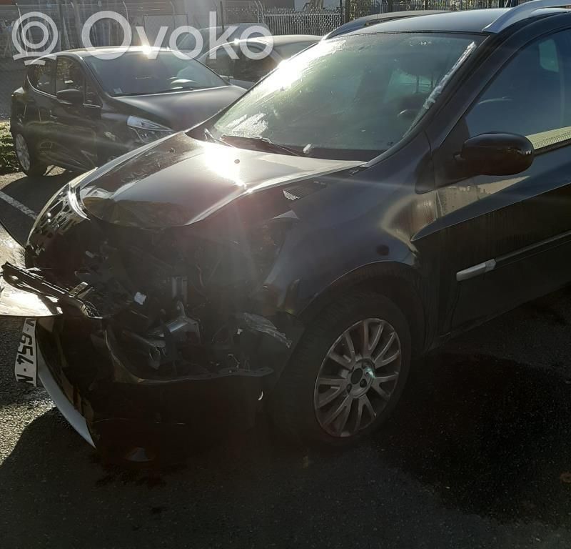 Clio III Clio  8201135410