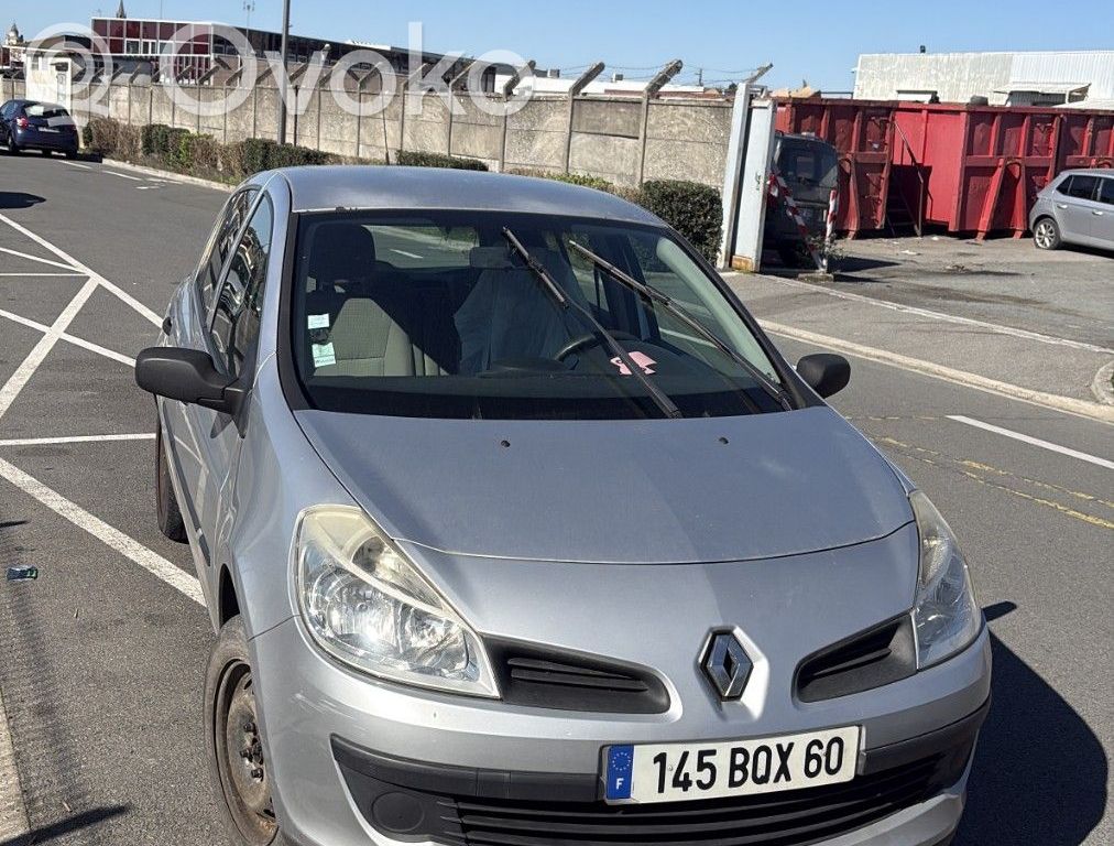 Clio III Clio  8200683948