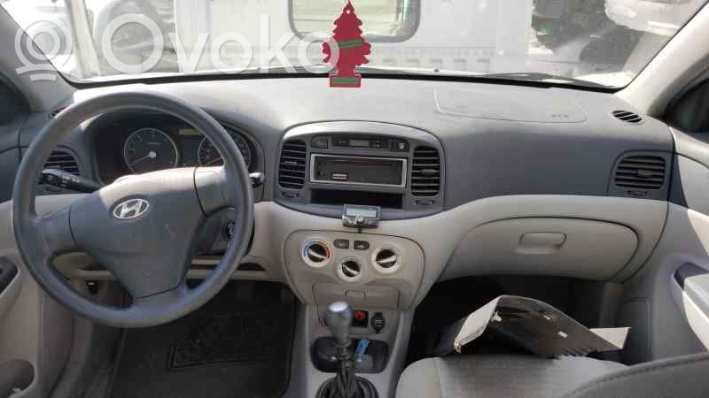 Accent Accent  565001E700
