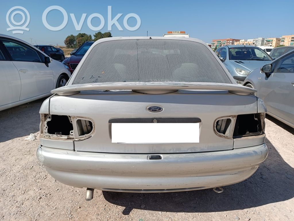 Escort Escort  95AG11K665