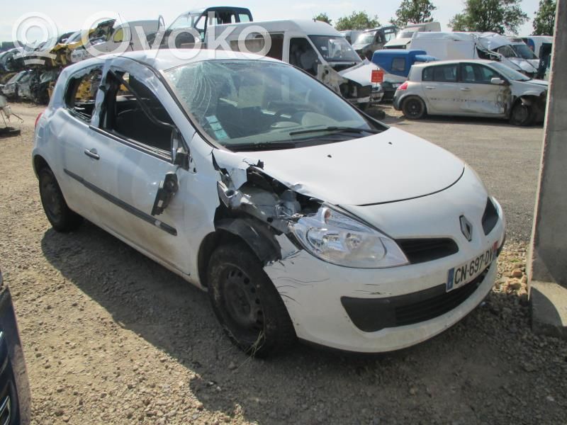Clio III Clio  7701476910