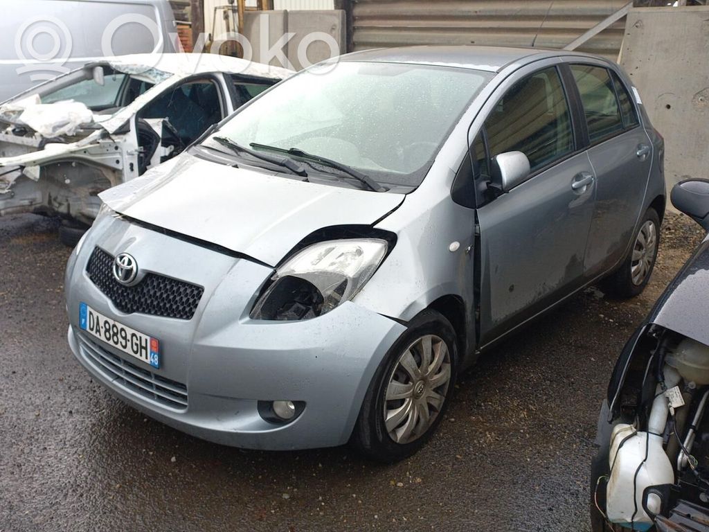 Yaris Yaris  450200D030