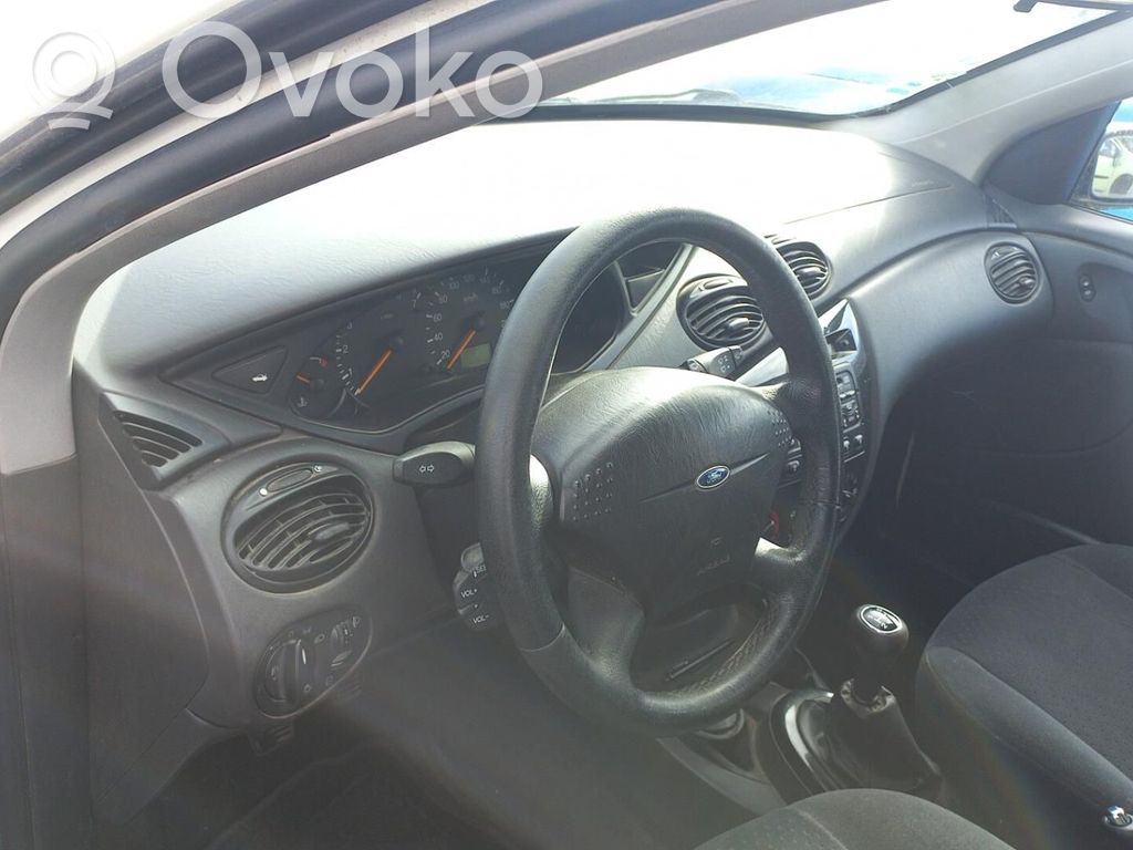 Focus Focus  1602947
