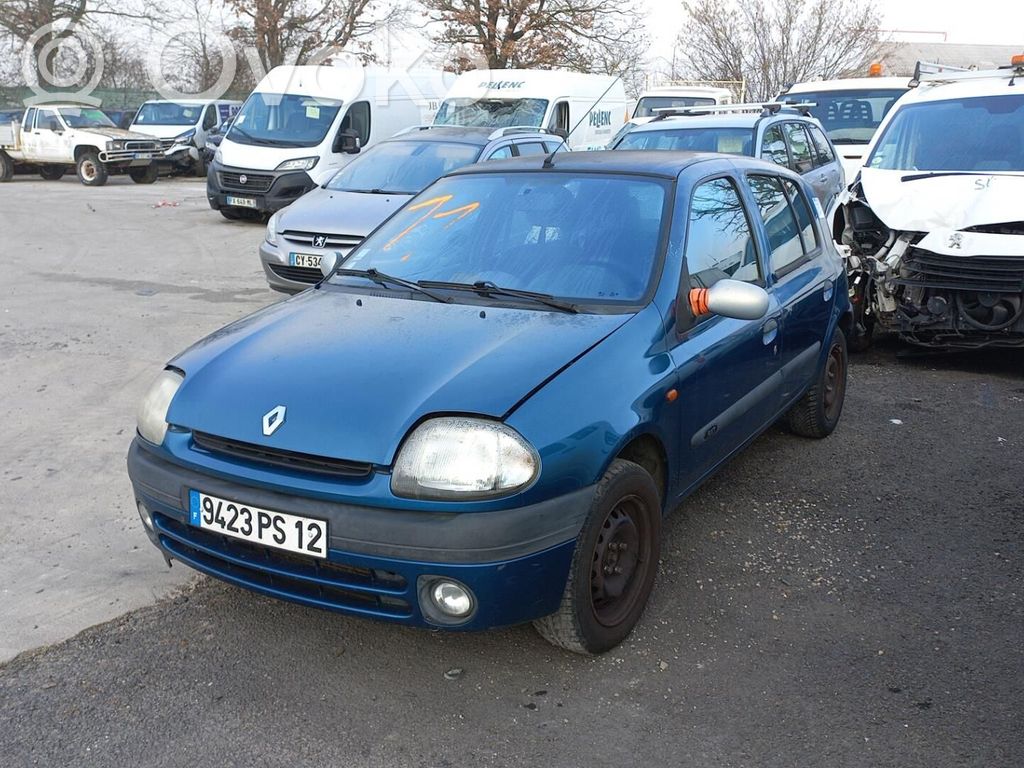 Clio II Clio  8200509067
