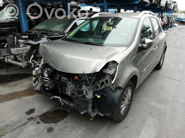 Clio III Clio  8201134904