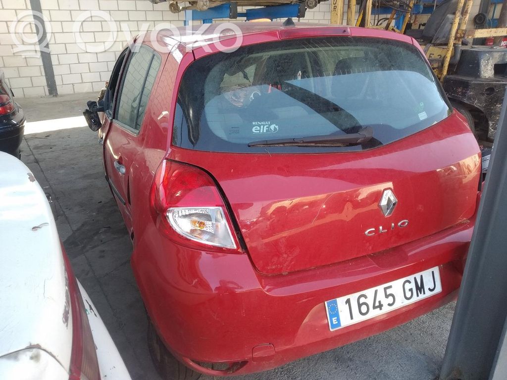 Clio III Clio  8200652284B