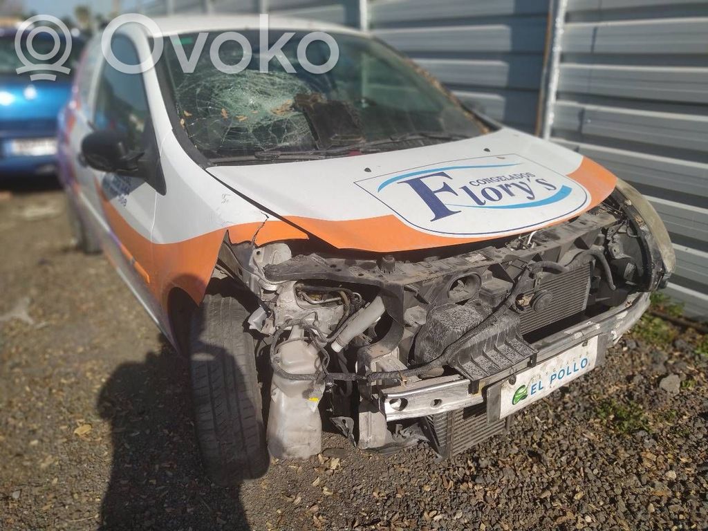 Clio III Clio  8200315744