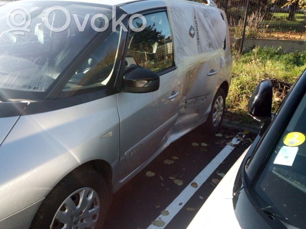 Espace IV Espace  7701473587