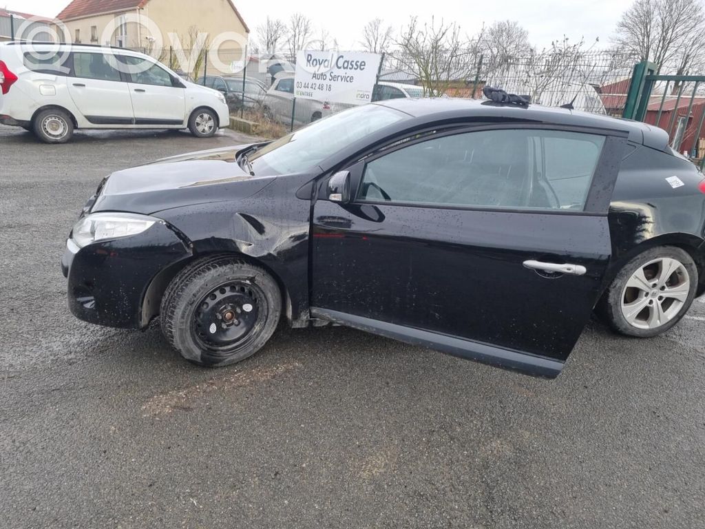 Megane III Megane  801010671R