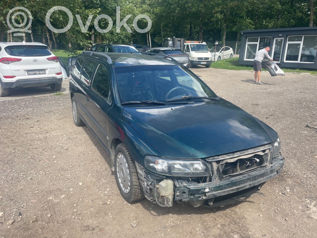 V70 S70, V70, V70 XC  30636004