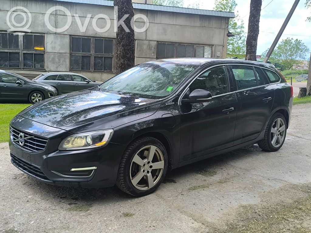 V60 V60, V60 Cross Country  31407201