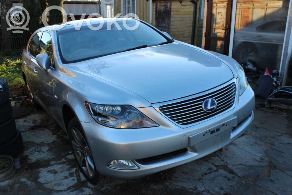 LS 460 - 600H LS  8966150B20