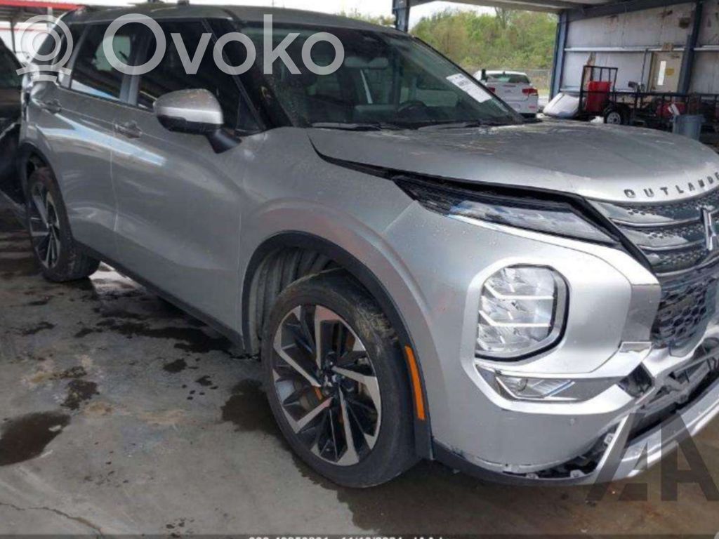 Outlander IV Outlander  8751A168